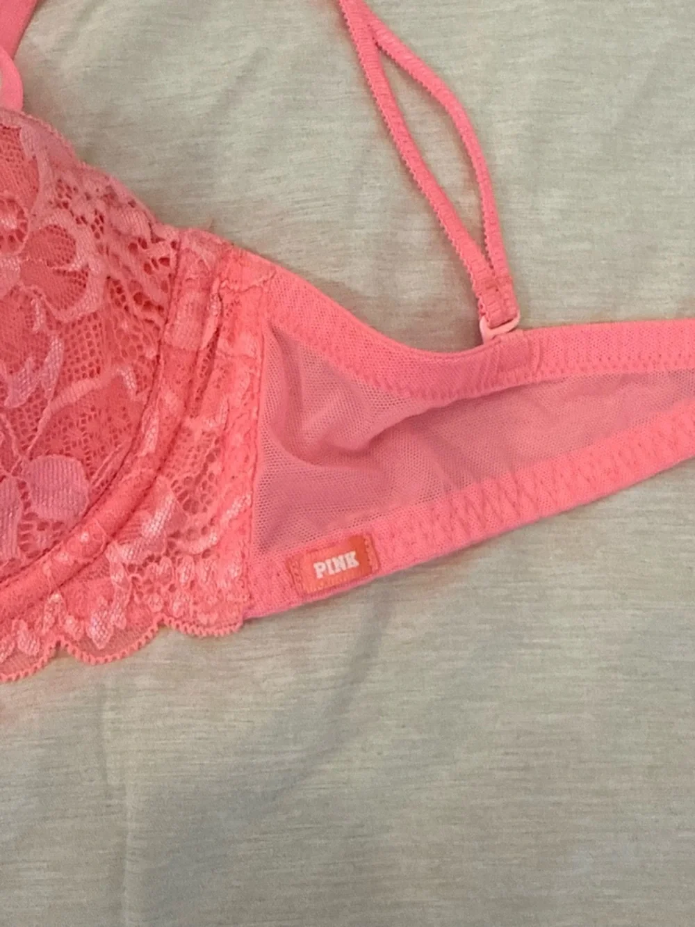 PINK Victoria's Secret Coral Pink Lace Underwire Bra